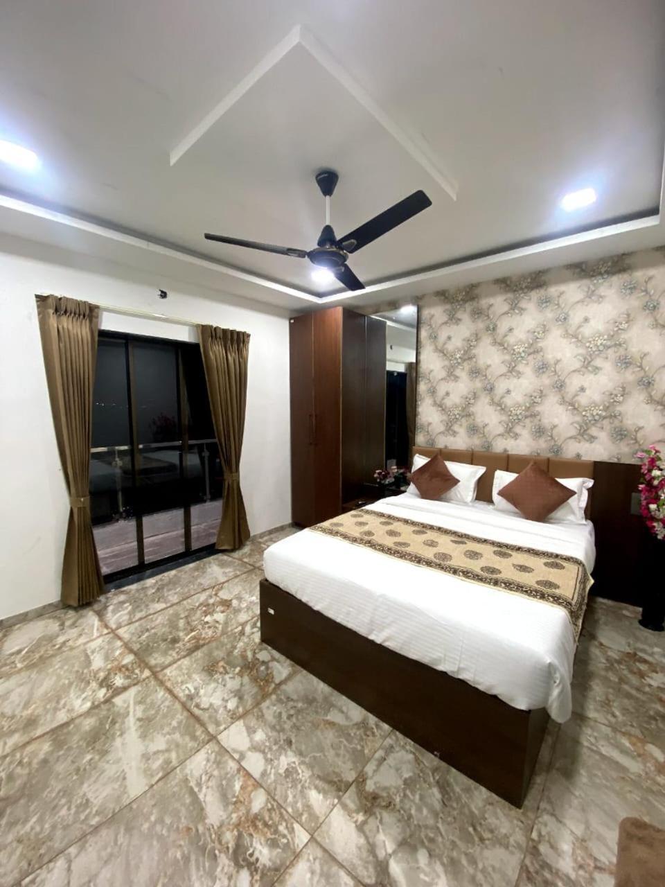 مبيت وإفطار ماهاباليشوار Sahyagiri Heights المظهر الخارجي الصورة